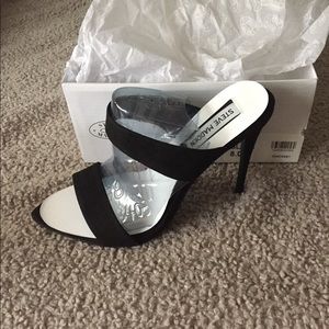 Steve Madden Chic Sandel Heels